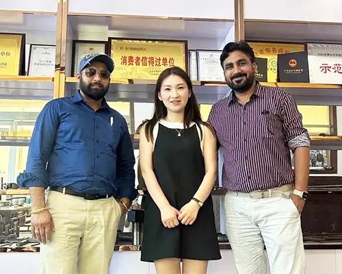 VIEW MORE PRODUCTS (9)