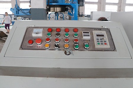 Z28-650 Thread Rolling Machine15