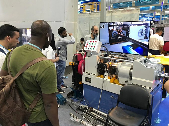 pinkuothread Rolling Machine8