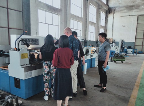 How to Handle Unusual Noises in Thread Rolling Machines