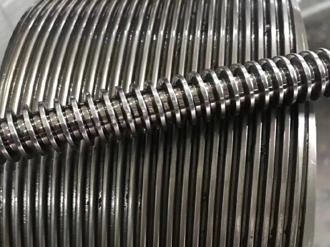 pinkuothread Rolling Machine16