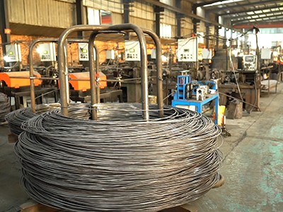 How an Automatic Thread Rolling Machine Helped a Russian Fastener Factory Increase Production Efficiency by 50%