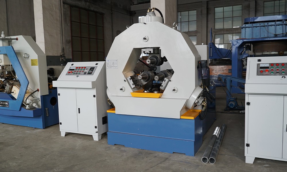 Three Axis Thread Rolling Machine4.jpg